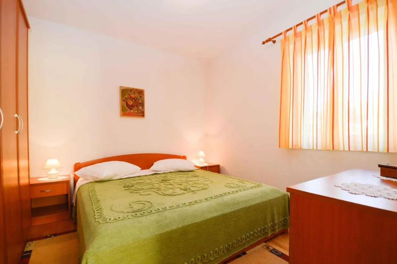 Apartment Vinkuran 6 0*,